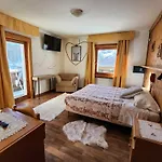 Hotel Bleu