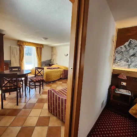 Bleu Hotel 3*