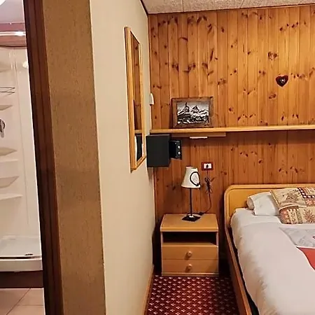 Bleu Hotel